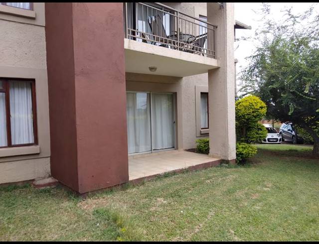 2 BEDROOM APARTMENT FOR SALE IN WHITE RIVER EXT 18